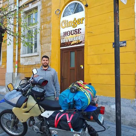 Hostel Ginger House พลอฟดิฟ ภายนอก รูปภาพ